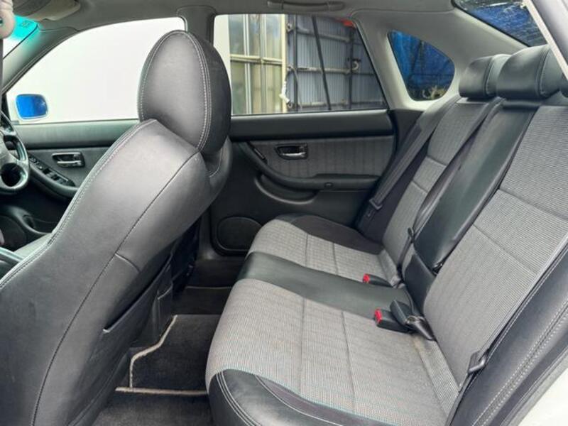 LEGACY B4