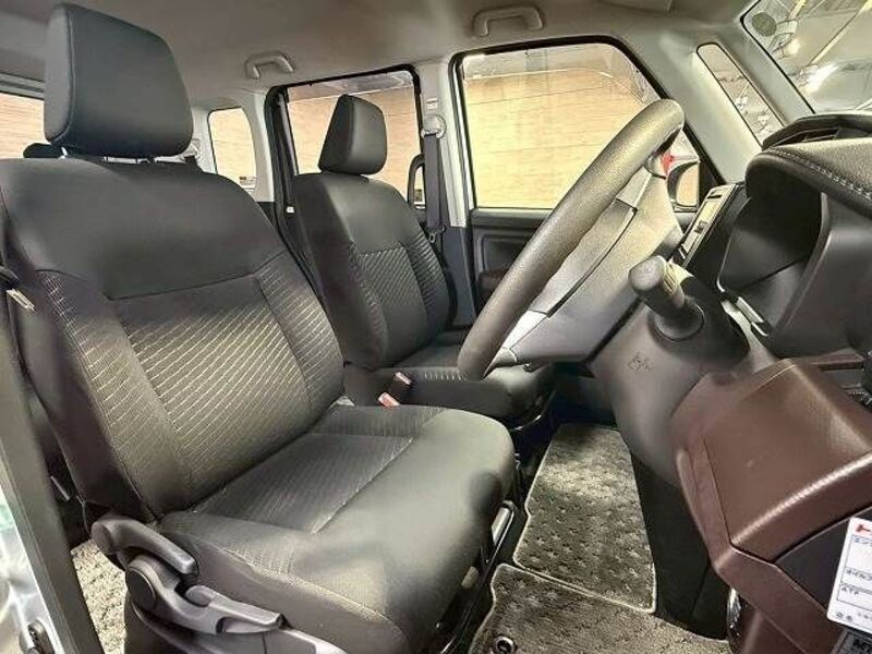 ROOMY