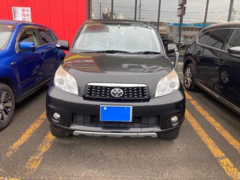 TOYOTA RUSH