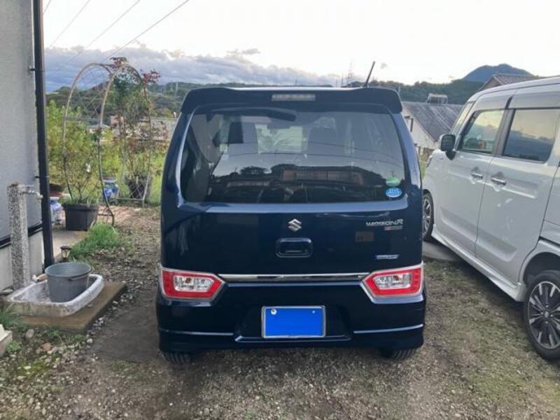 WAGON R