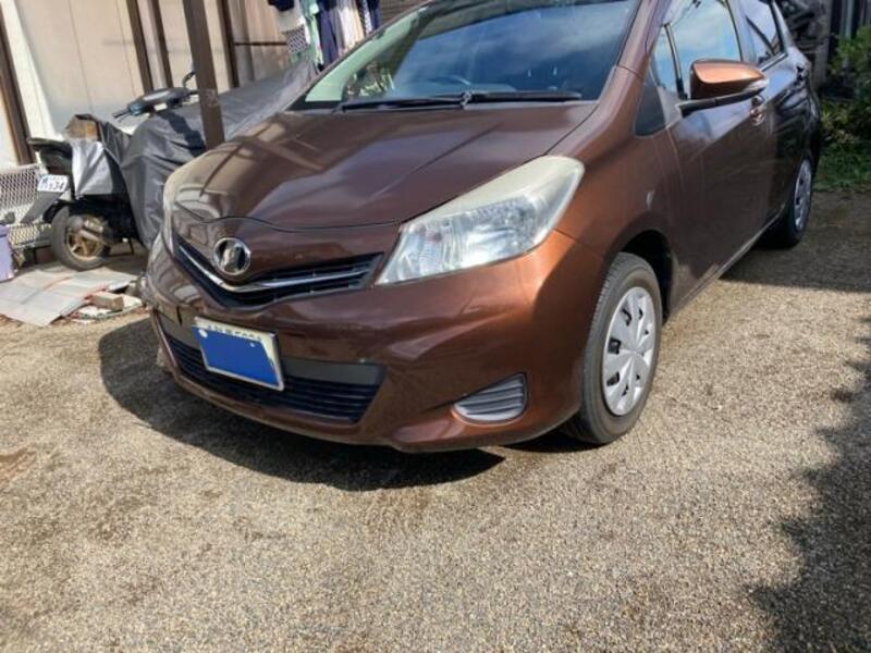 TOYOTA VITZ