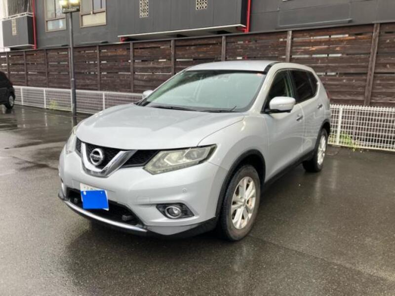 X-TRAIL