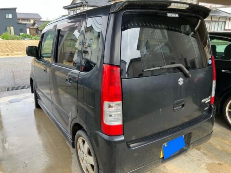 WAGON R