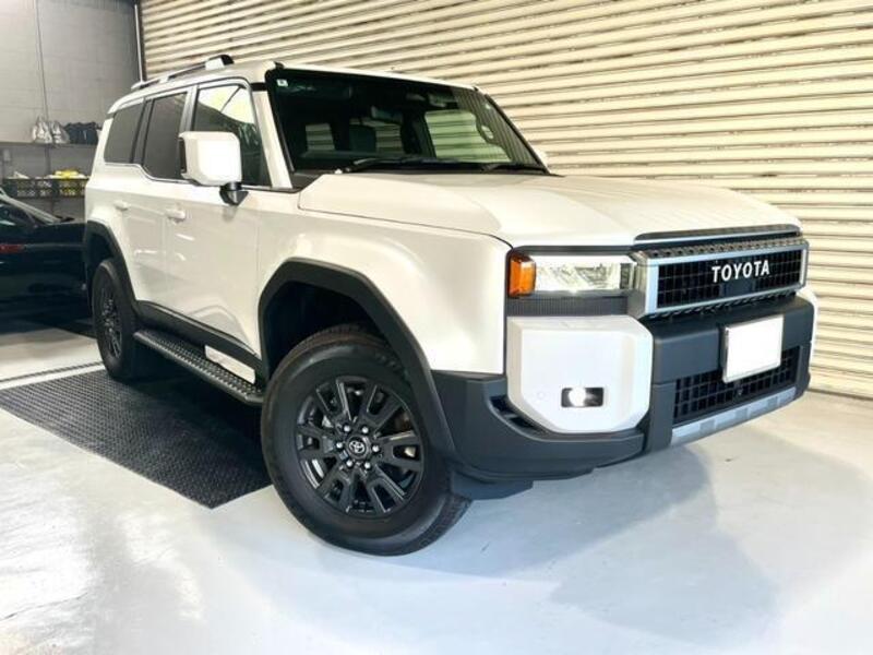 TOYOTA LAND CRUISER 250