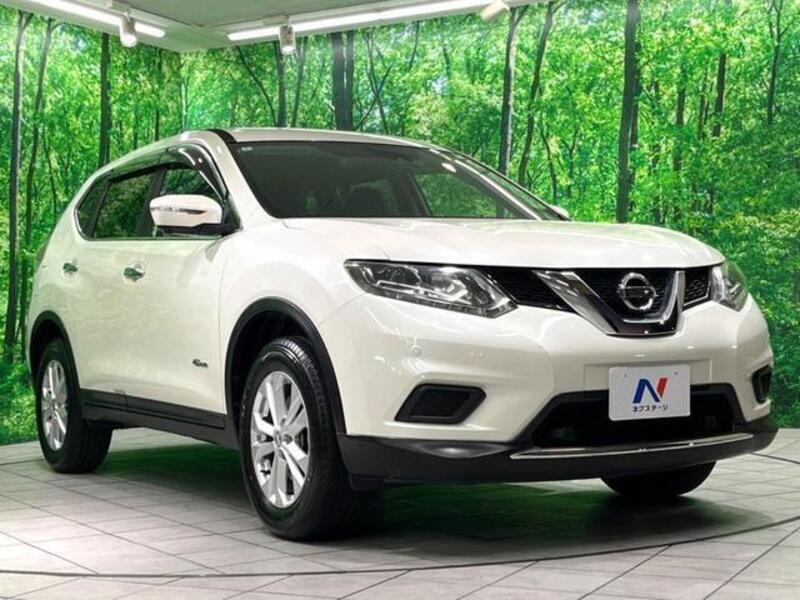 X-TRAIL