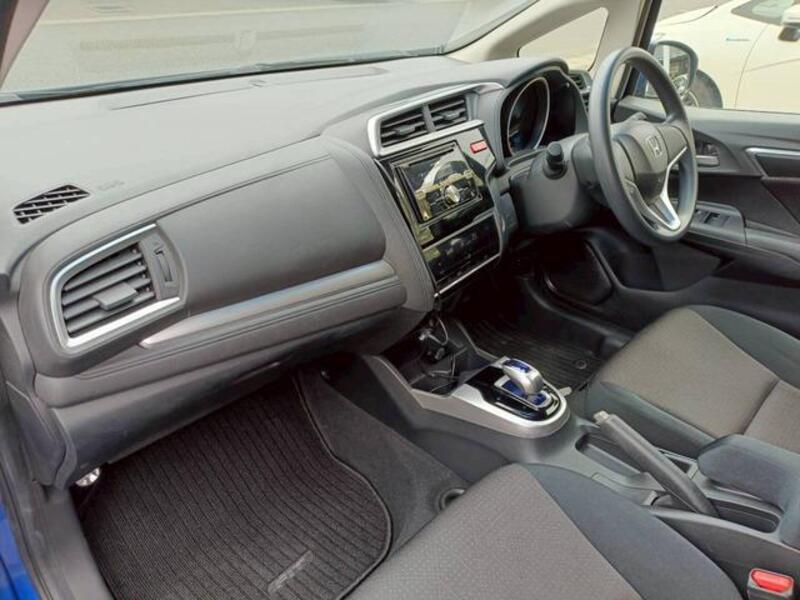 FIT HYBRID