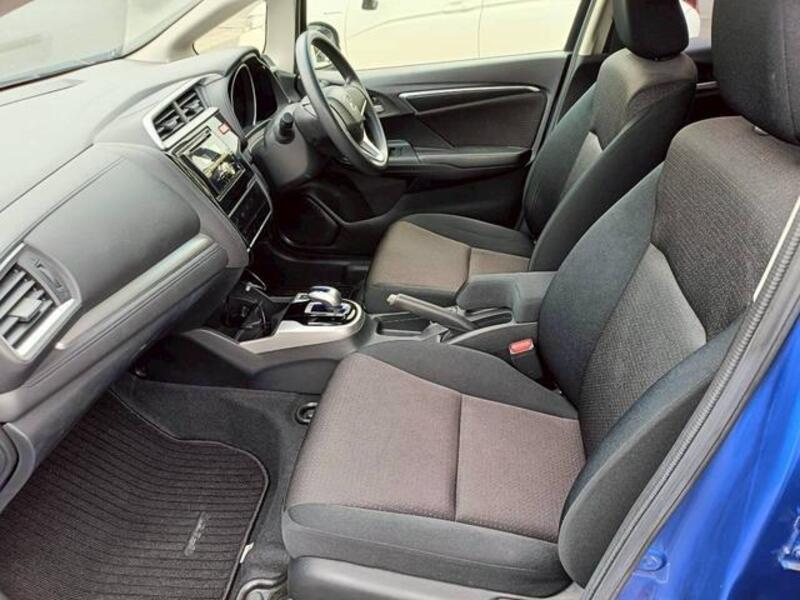 FIT HYBRID