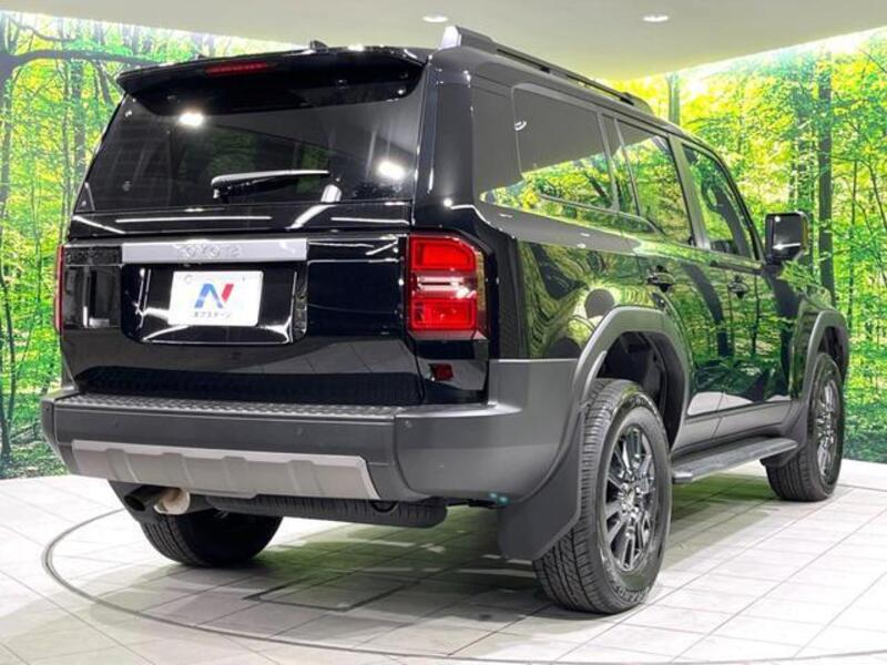 LAND CRUISER 250