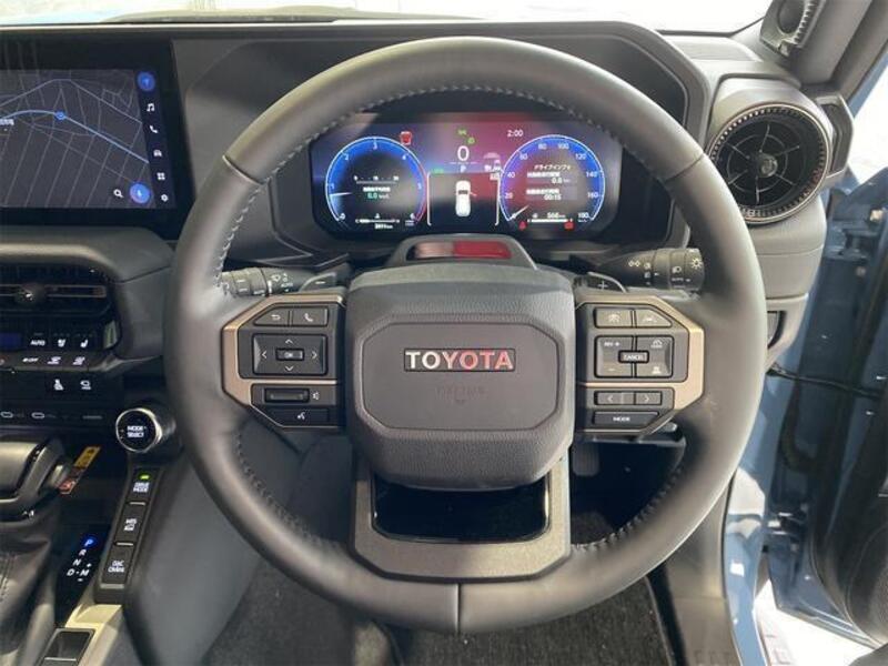 LAND CRUISER 250