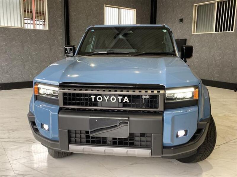 LAND CRUISER 250