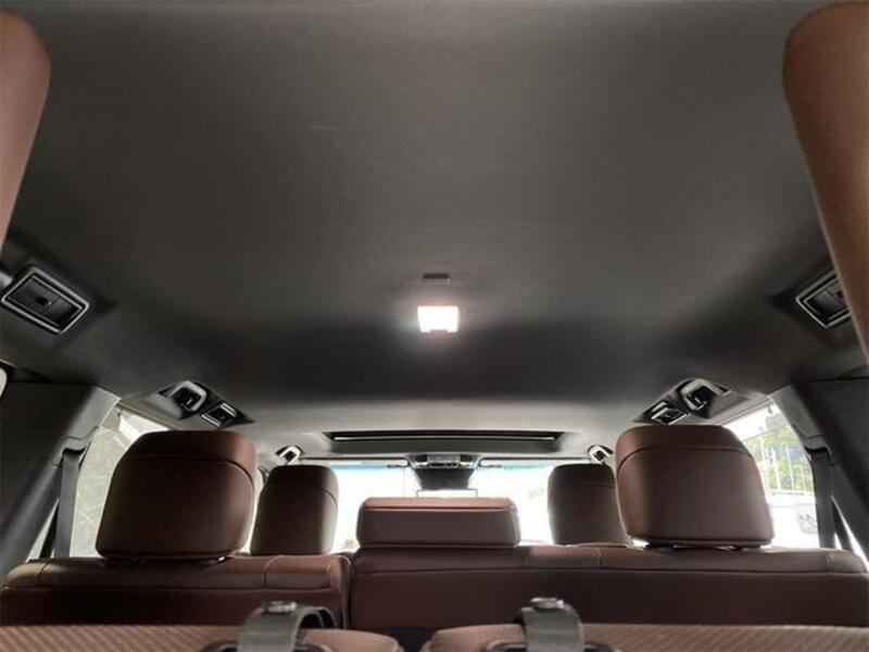 LAND CRUISER 250