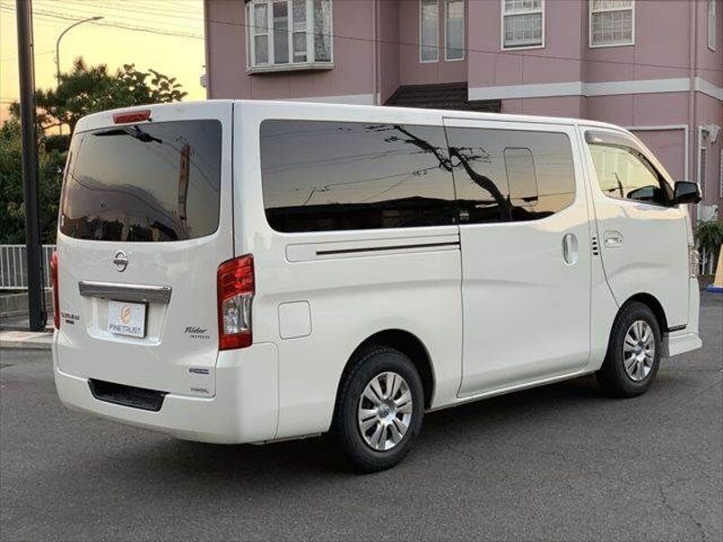 NV350 CARAVAN
