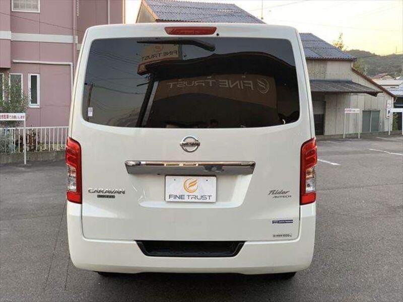 NV350 CARAVAN