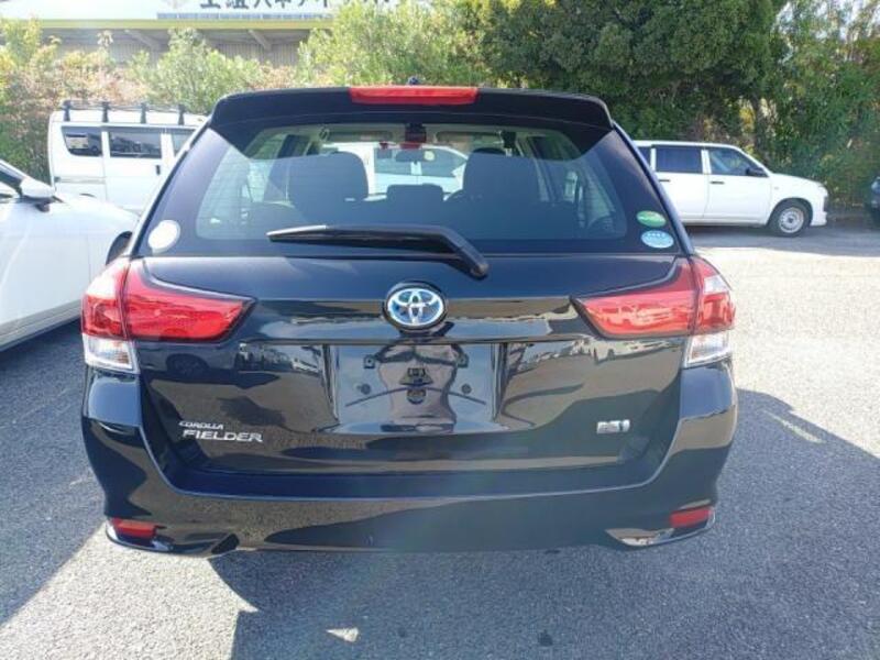 COROLLA FIELDER