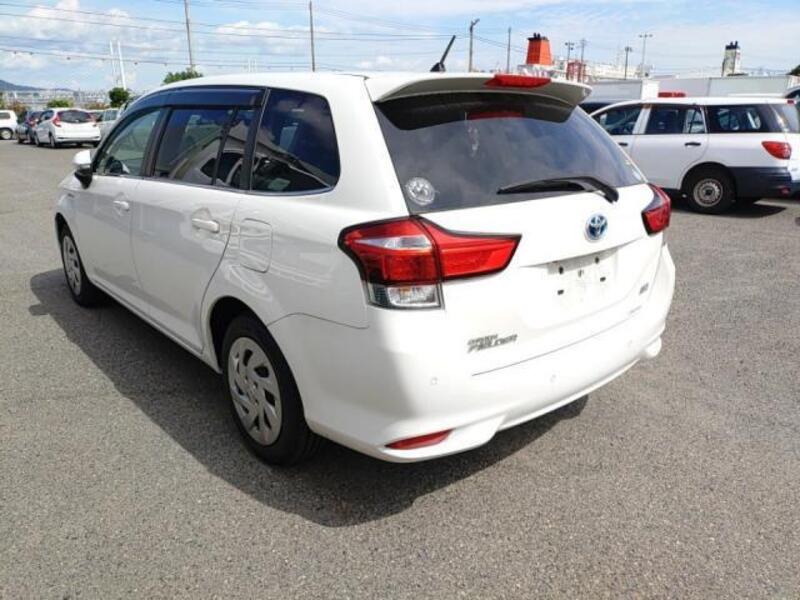 COROLLA FIELDER