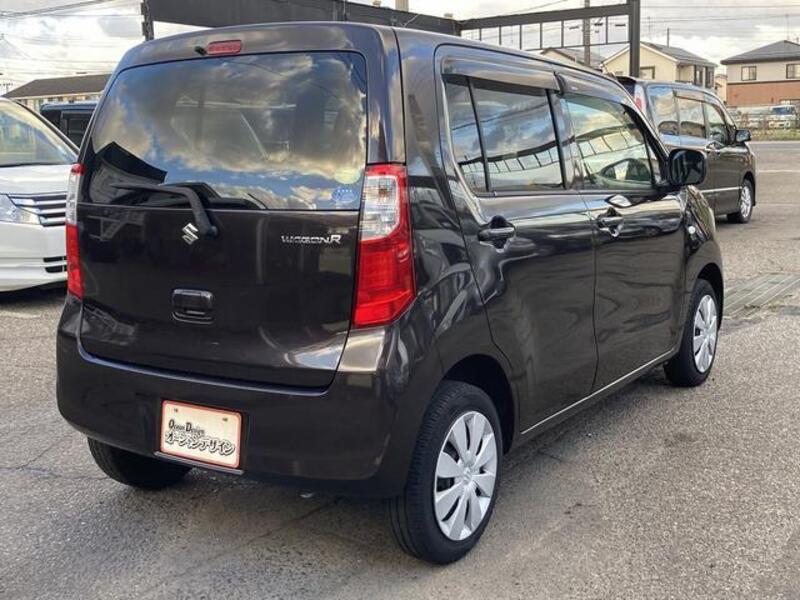 WAGON R