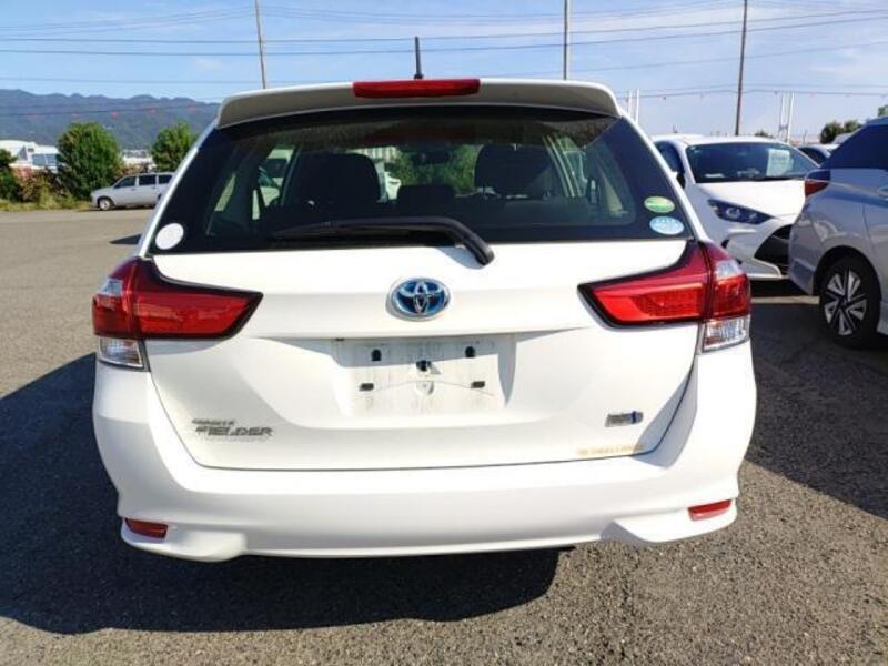 COROLLA FIELDER