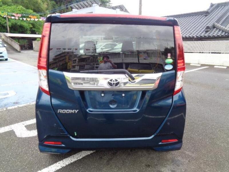 ROOMY