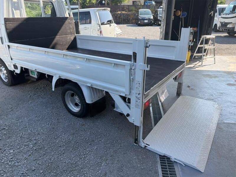 DELICA TRUCK