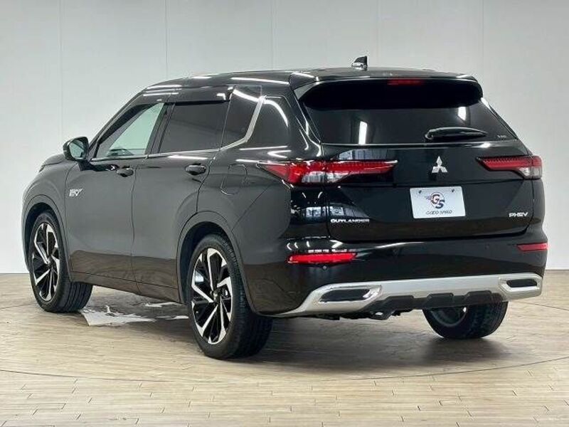 OUTLANDER PHEV