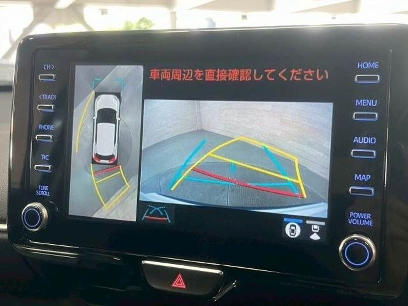 YARIS CROSS