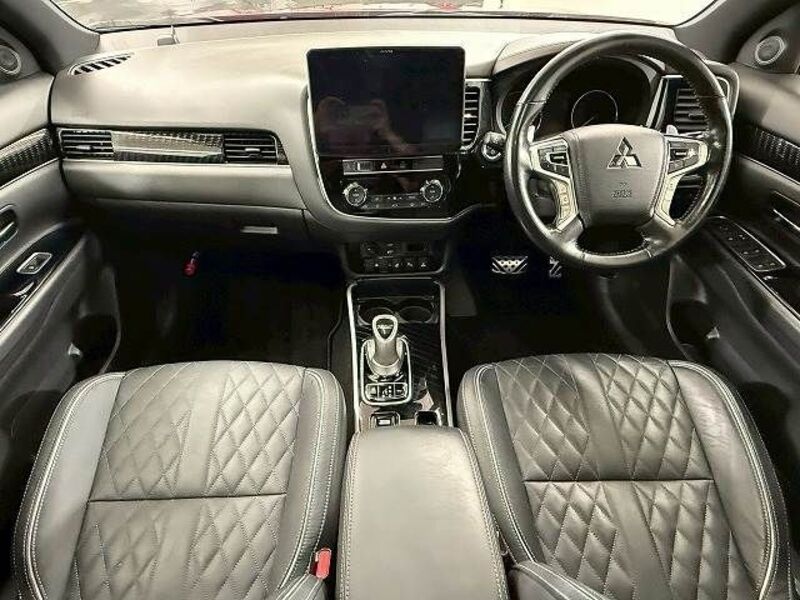 OUTLANDER PHEV