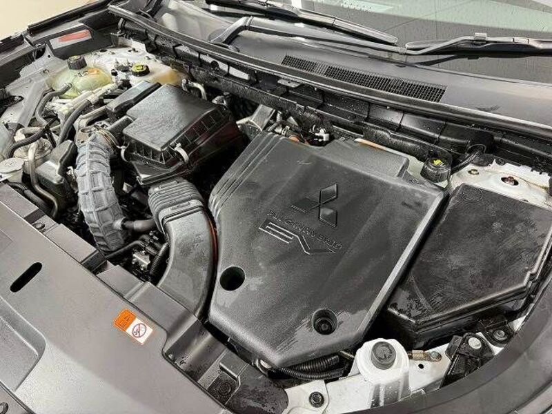 OUTLANDER PHEV