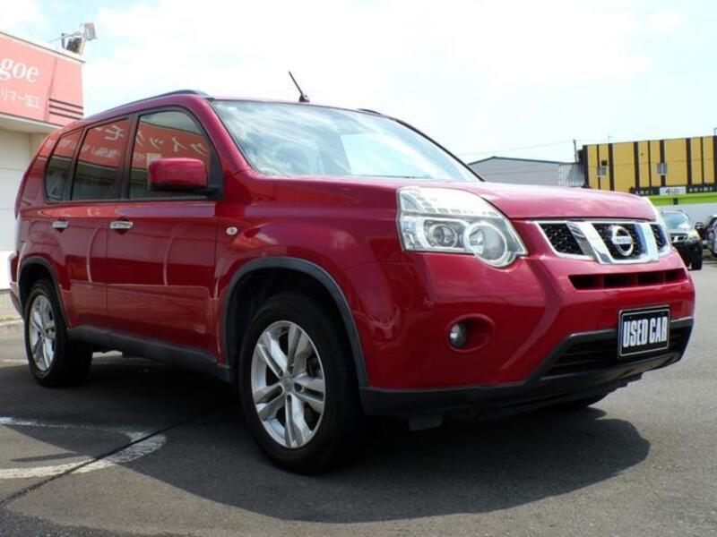X-TRAIL