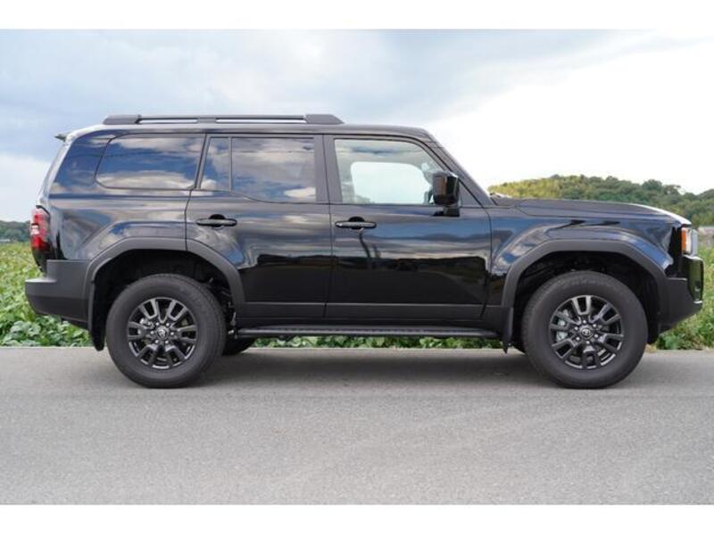 LAND CRUISER 250
