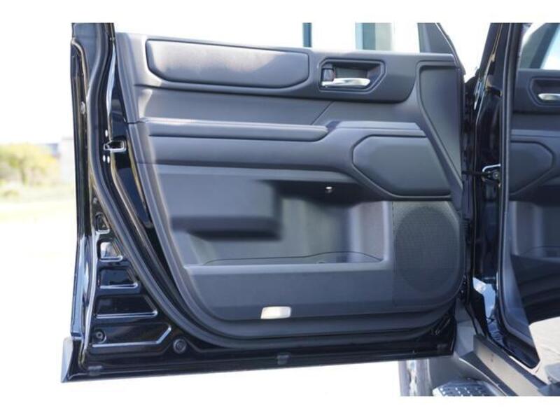 LAND CRUISER 250