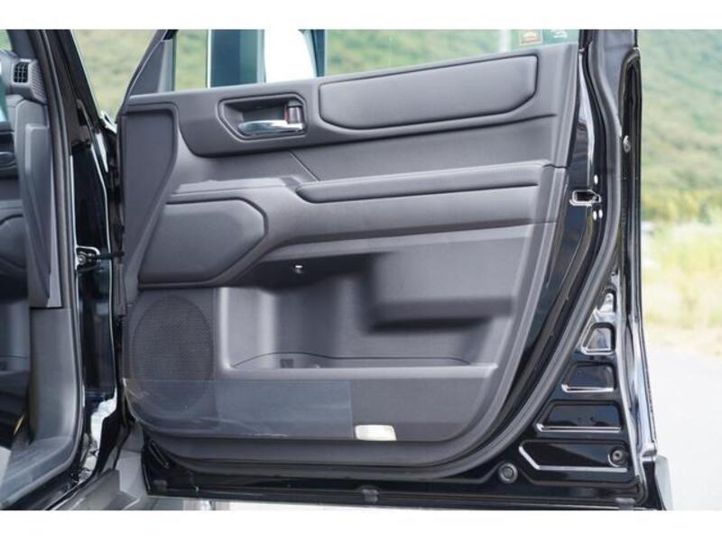 LAND CRUISER 250