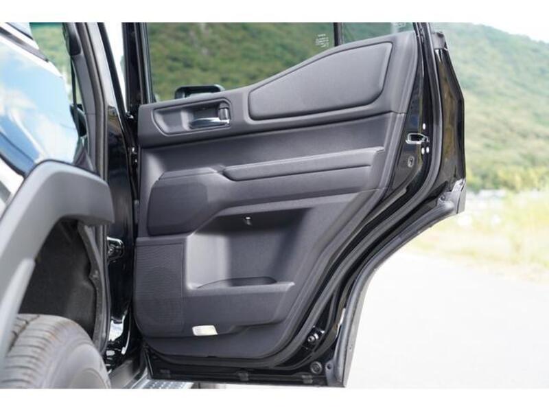 LAND CRUISER 250