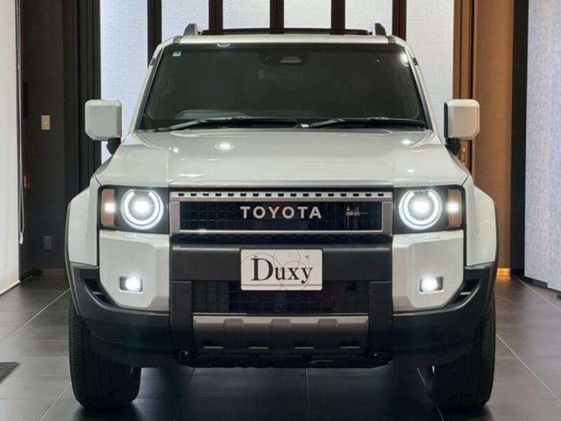 LAND CRUISER 250