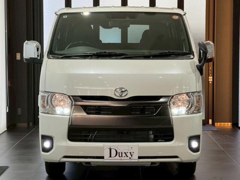 HIACE VAN