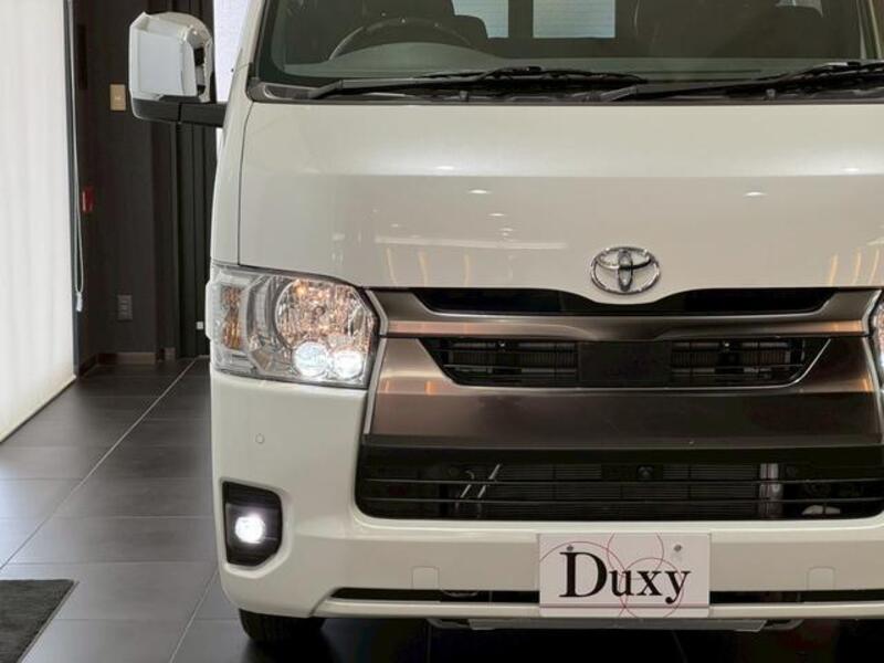 HIACE VAN