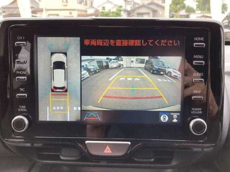 YARIS CROSS
