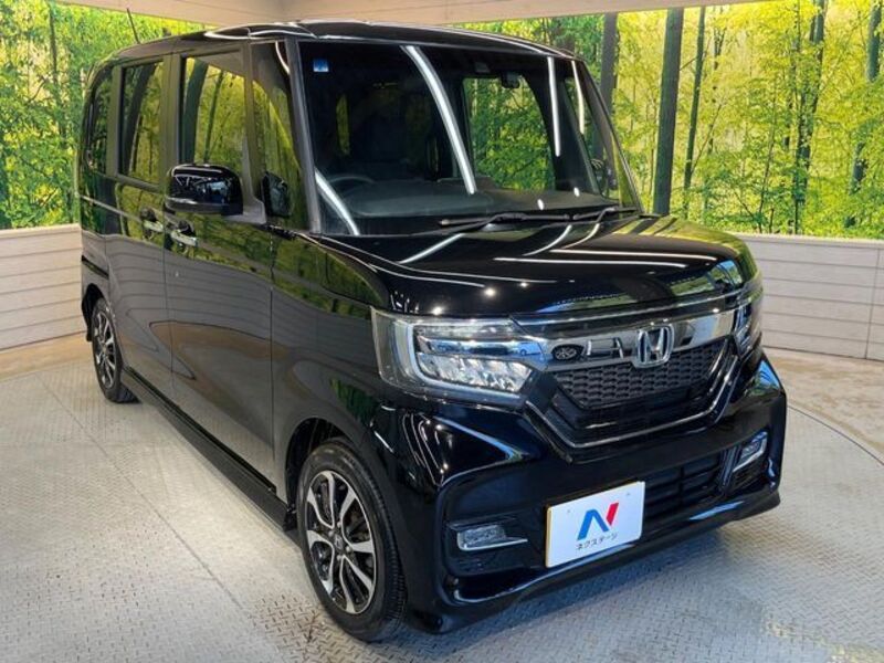 N BOX CUSTOM