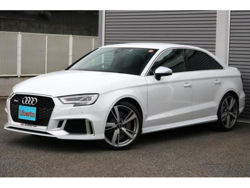AUDI RS3