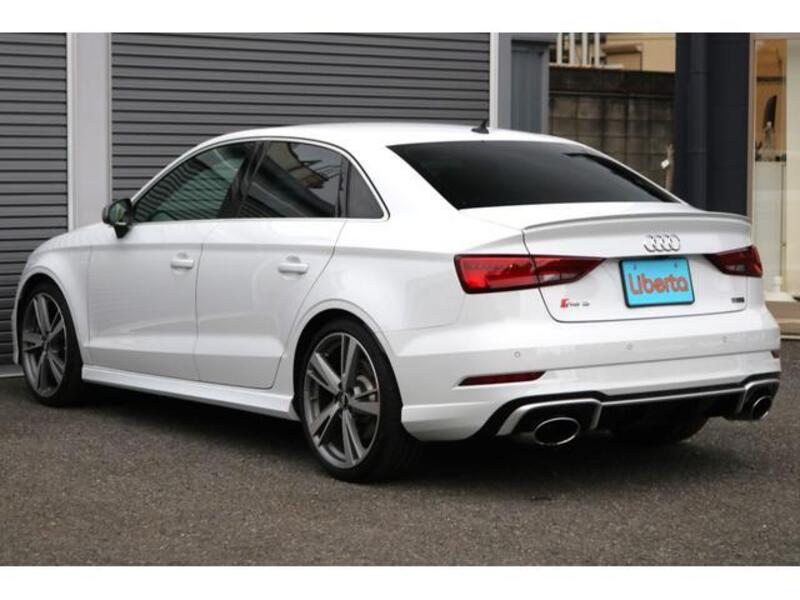 RS3