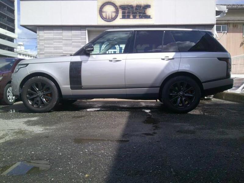 RANGE ROVER