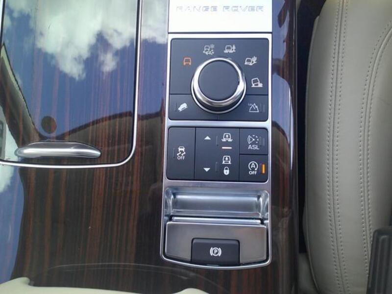 RANGE ROVER