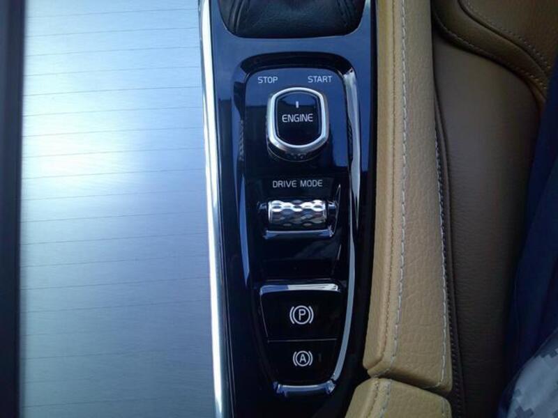 XC90