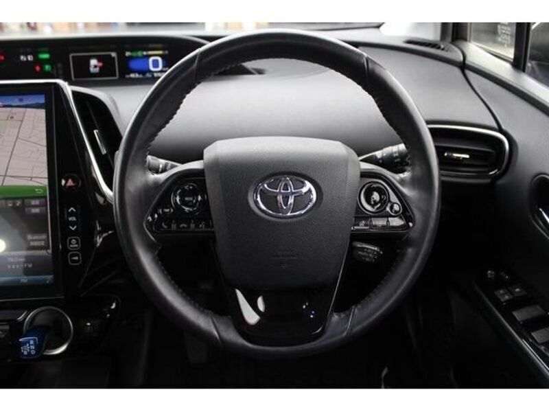 PRIUS PHV