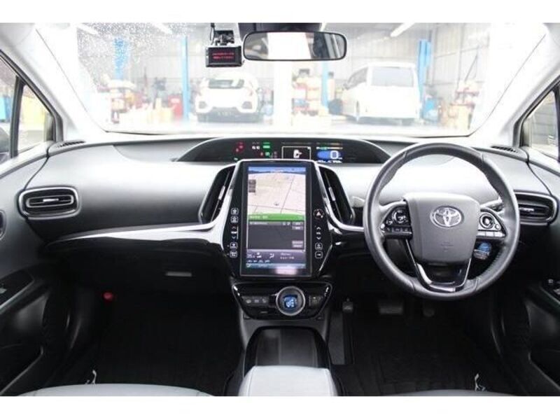 PRIUS PHV