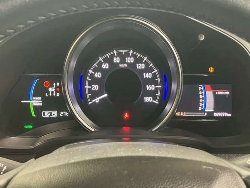 FIT HYBRID