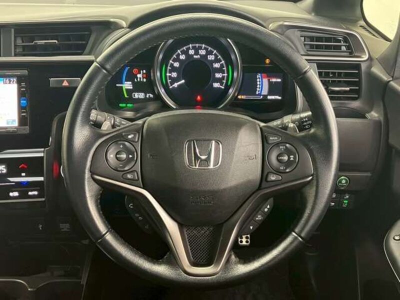 FIT HYBRID