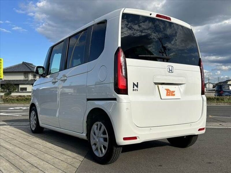 N BOX