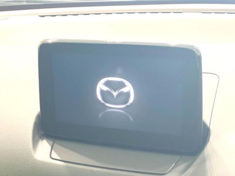 MAZDA2