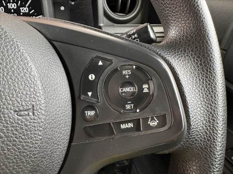 N-VAN