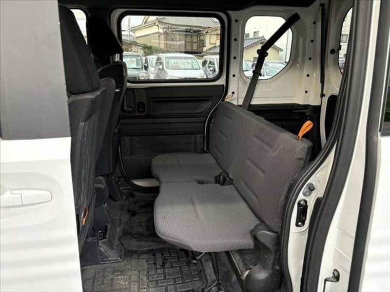 N-VAN